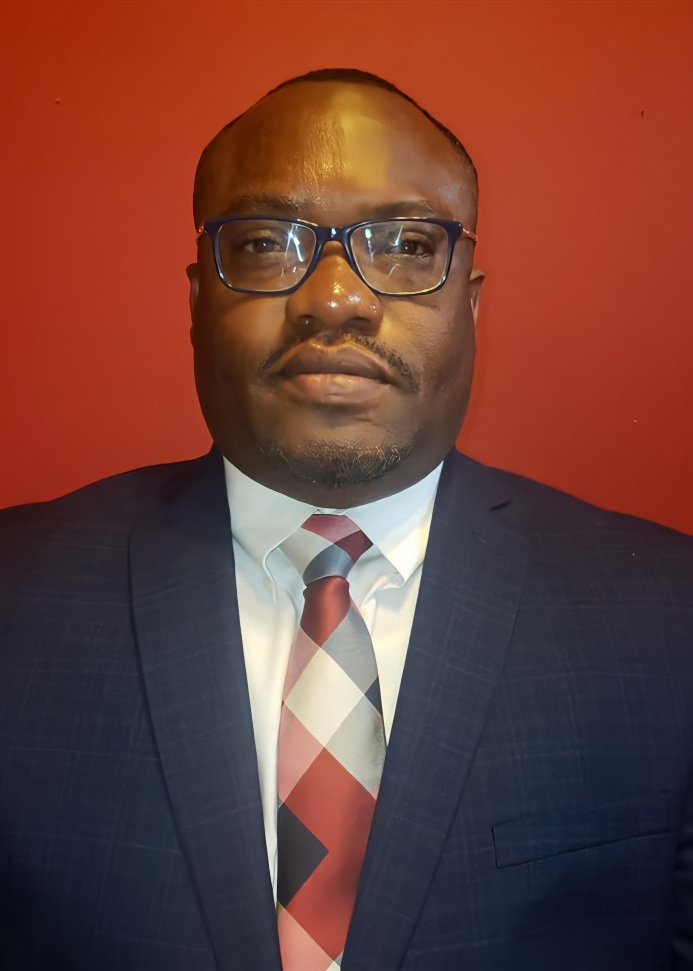 Michael Hutchins named new principal of Elrod Elementary School - News Blog